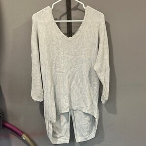 Express Gray V Neck Sweater Relaxed Fit